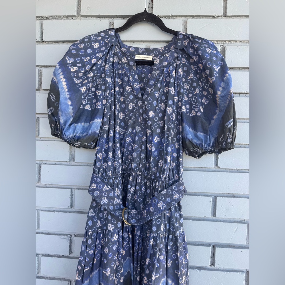 ULLA JOHNSON Josefina belted Midi
Dress Size 4
